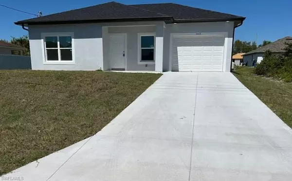 3012 3rd ST SW, Lehigh Acres, FL 33976
