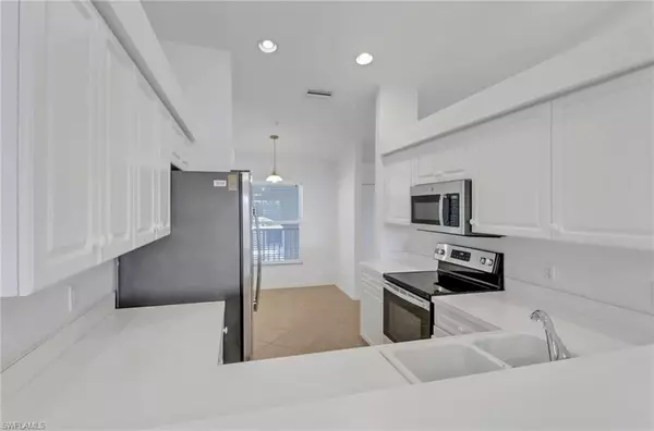 Estero, FL 33928,20071 Barletta LN #2721