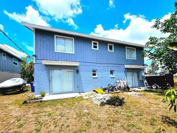 Fort Myers, FL 33907,5529/5531 10th AVE