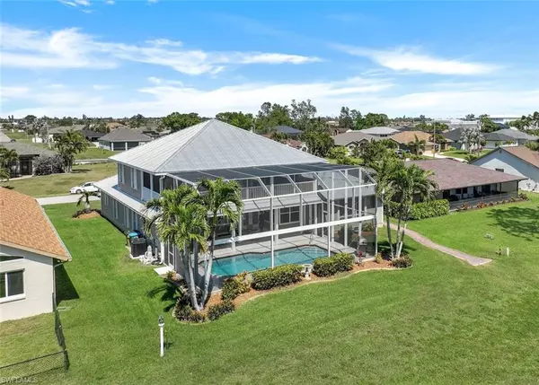 Cape Coral, FL 33991,864 SW 18th TER