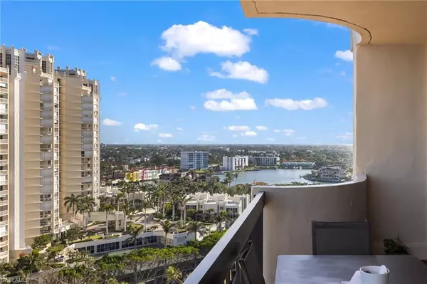 Naples, FL 34103,4001 Gulf Shore BLVD N #PH8