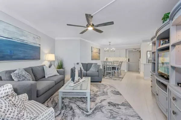 Marco Island, FL 34145,320 Seaview CT #2-408