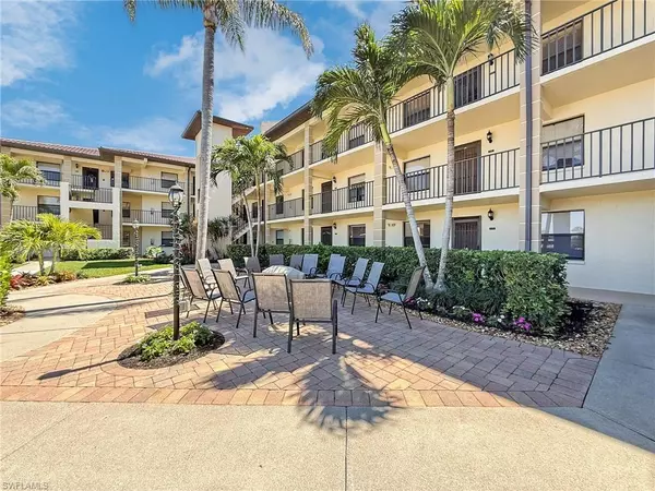 Fort Myers, FL 33908,12621 Kelly Sands WAY #326