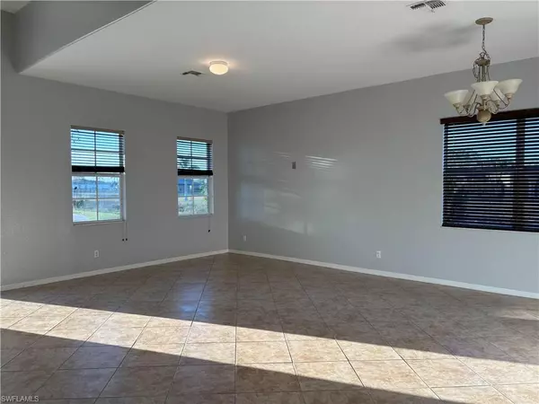 Cape Coral, FL 33909,3037 Lake Butler CT