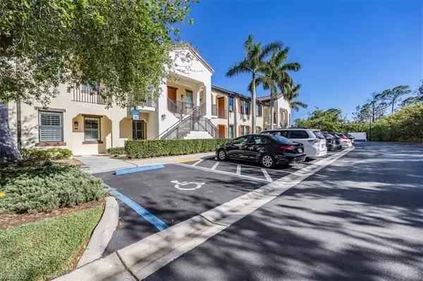 Naples, FL 34109,15098 Palmer Lake CIR #101