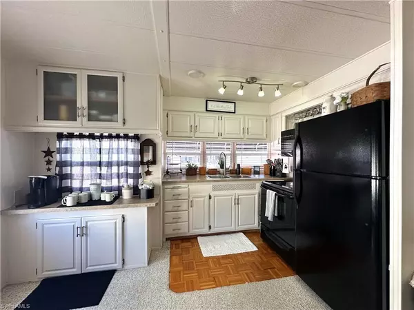 Estero, FL 33928,4550 Sawmill DR E