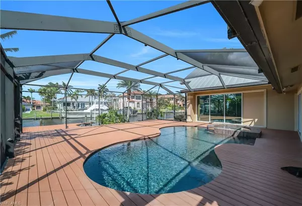 Fort Myers, FL 33919,813 Cape View DR