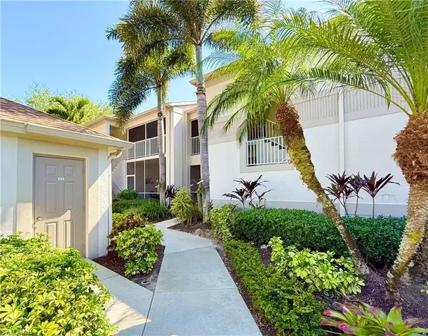 8520 Naples Heritage DR #923, Naples, FL 34112