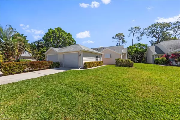 113 Bristol LN #C7,  Naples,  FL 34112