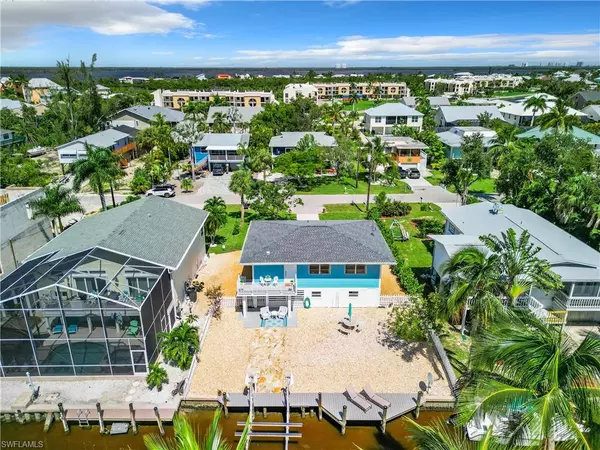 Fort Myers Beach, FL 33931,244 Dundee RD