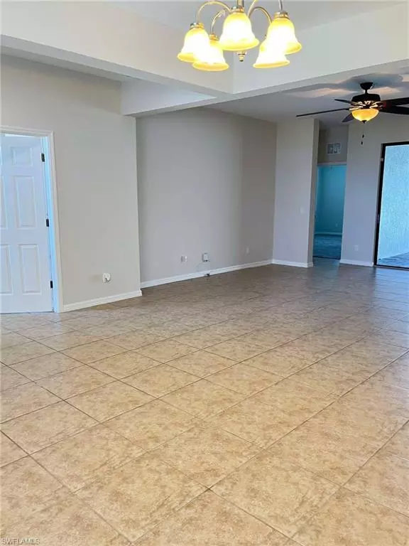 Cape Coral, FL 33991,213 SW 19th TER