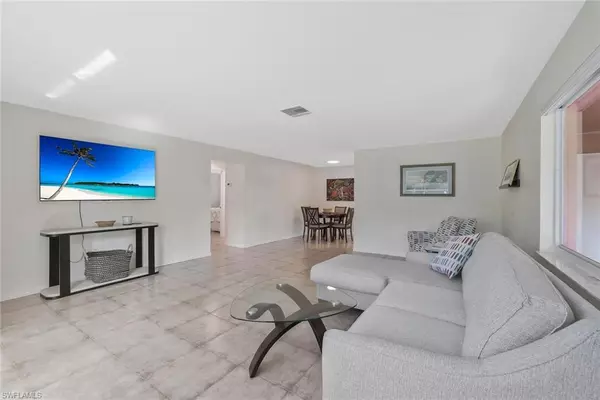 Naples, FL 34102,1547 Bembury DR
