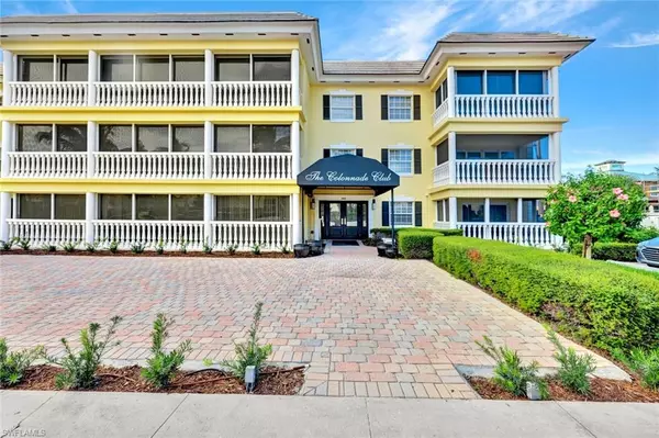 666 3rd ST S #304, Naples, FL 34102