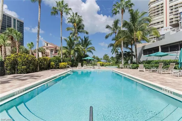Naples, FL 34103,4751 Gulf Shore BLVD N #701