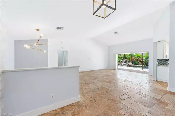 Naples, FL 34104,2360 Outrigger LN
