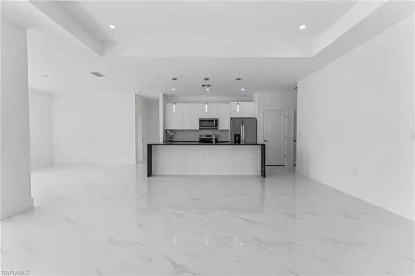 Lehigh Acres, FL 33972,502 Thompson AVE