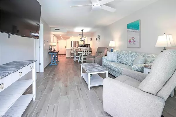 Sanibel, FL 33957,1246 Fulgur ST #202