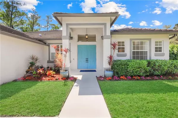 1420 14th AVE NE, Naples, FL 34120