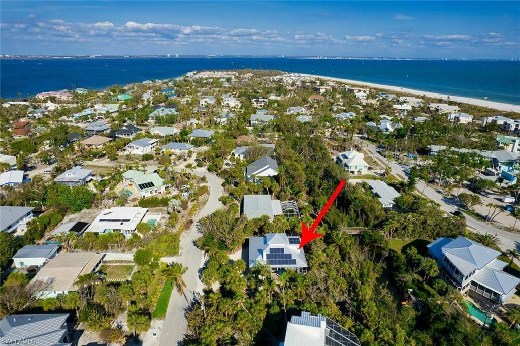 Sanibel, FL 33957,459 Lagoon DR