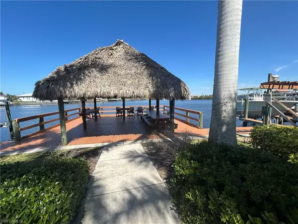 Cape Coral, FL 33991,190 Shadroe Cove CIR #703