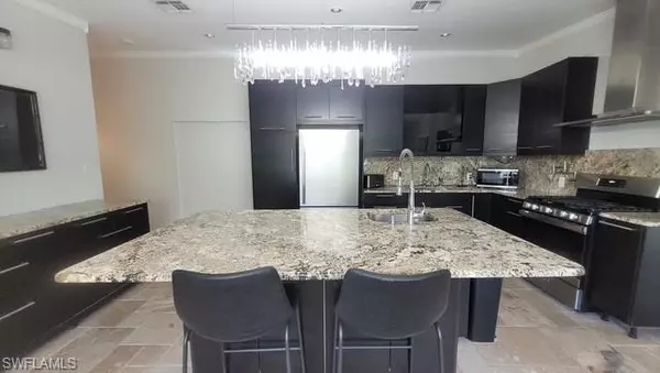 Naples, FL 34113,9 Pelican ST W