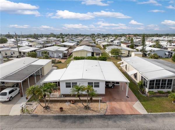 9015 Flamingo CIR, North Fort Myers, FL 33903