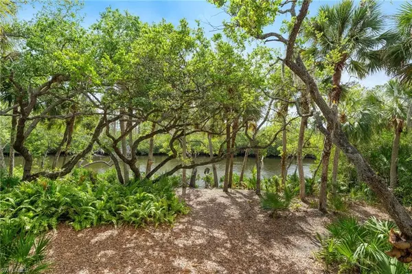 Estero, FL 33928,20732 Charing Cross CIR