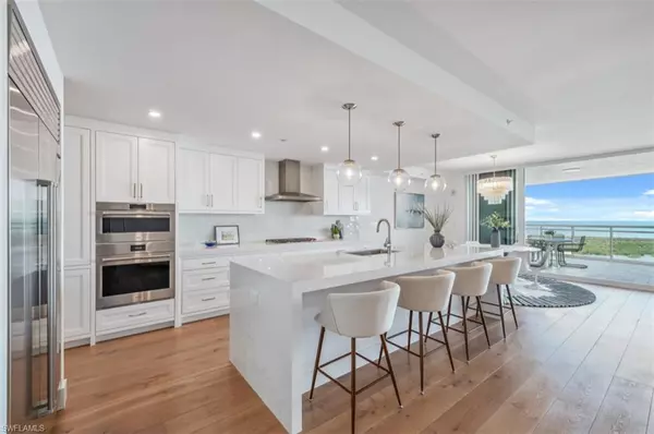 Naples, FL 34110,13935 Old Coast RD #2005