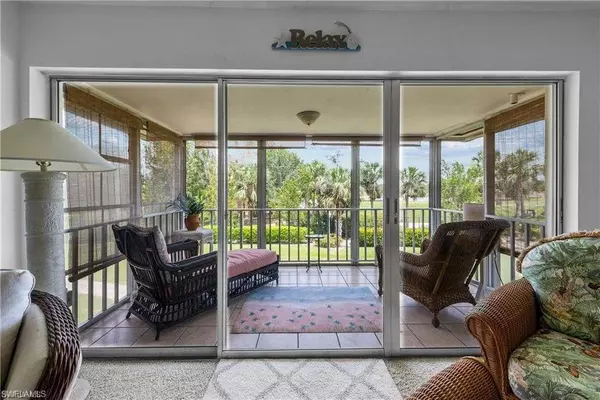 Fort Myers, FL 33919,6725 Winkler RD #203C