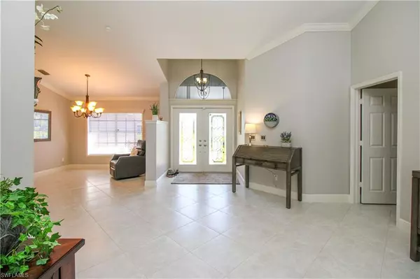 Naples, FL 34104,333 Wentworth CT