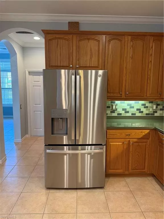 Bonita Springs, FL 34135,24840 Divot DR