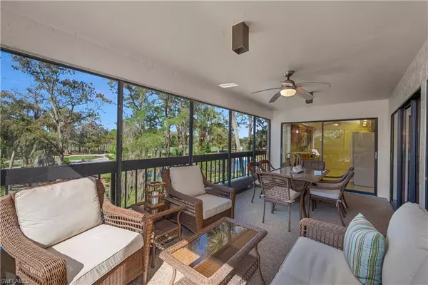Naples, FL 34105,200 Wyndemere WAY #B302
