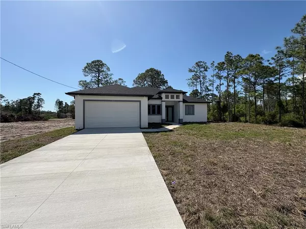 Lehigh Acres, FL 33974,850 Chapman AVE S