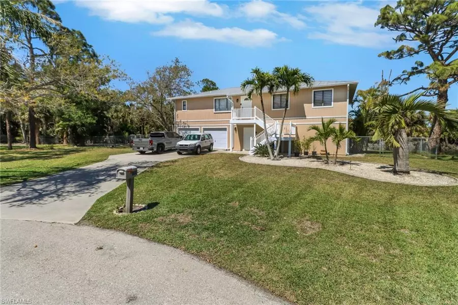 4764 Pembrooke LN, Bonita Springs, FL 34134