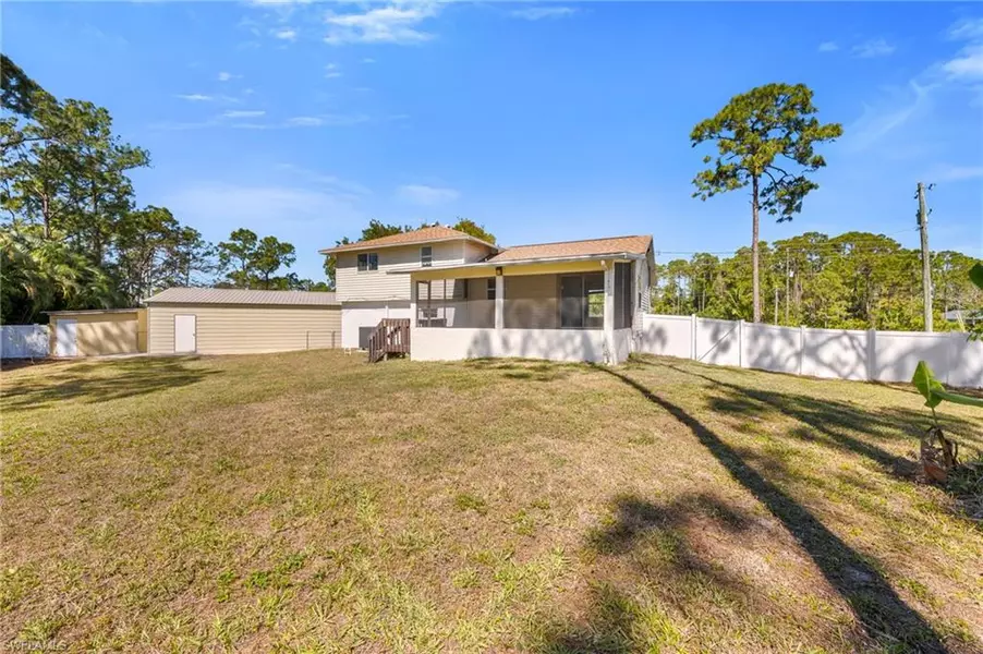 9760 Strike LN, Bonita Springs, FL 34135