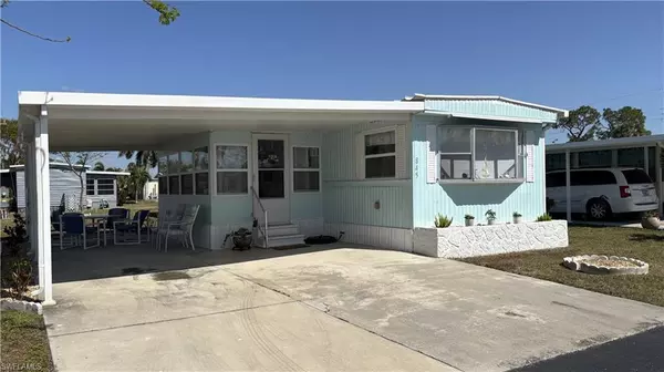 North Fort Myers, FL 33917,845 Winterest DR