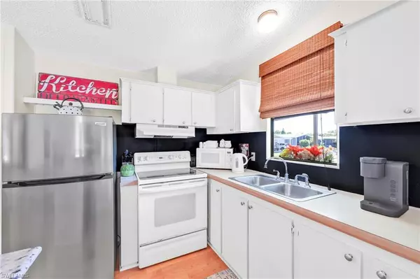 Naples, FL 34104,41 Oceans BLVD #41