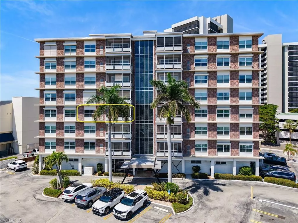 Fort Myers, FL 33901,2350 W First ST #403