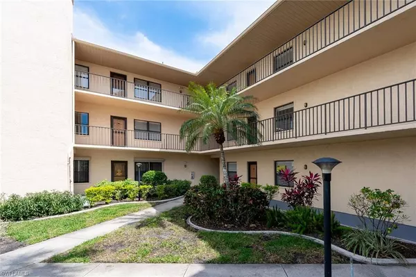Fort Myers, FL 33912,13276 White Marsh LN #3517