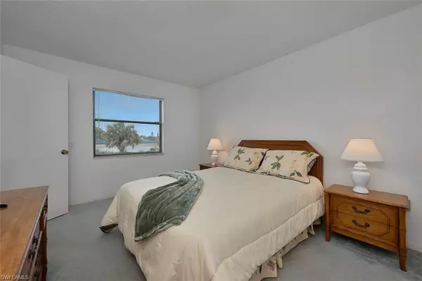 Naples, FL 34116,4146 27th CT SW #204