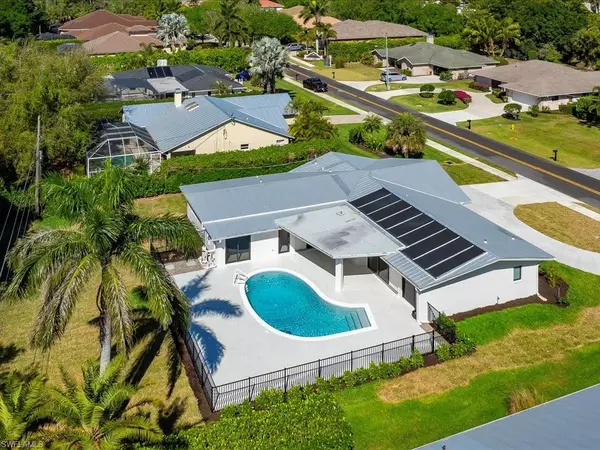 Naples, FL 34110,518 Cypress WAY E