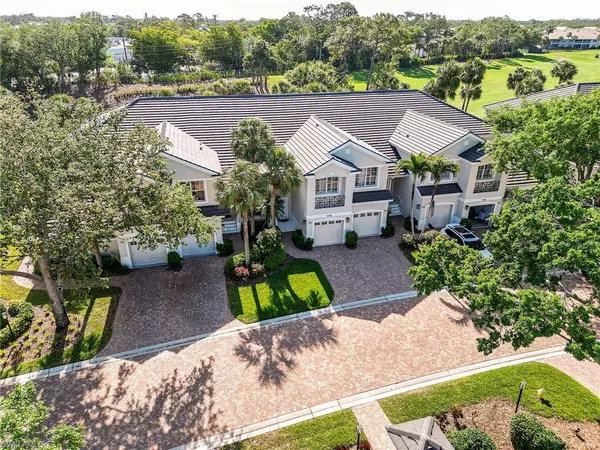 Naples, FL 34109,2130 Aberdeen LN #201