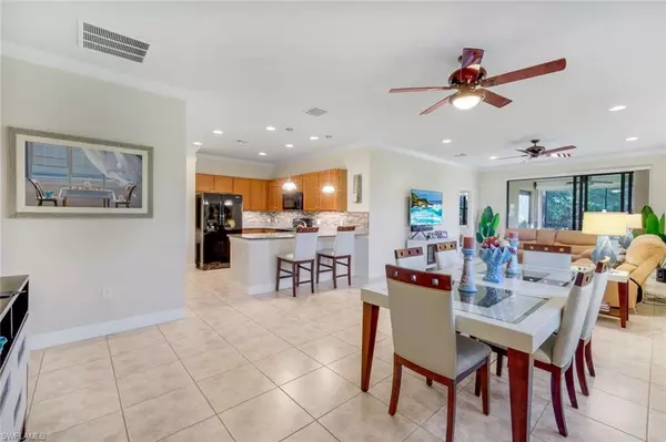 Naples, FL 34114,7176 Live Oak DR