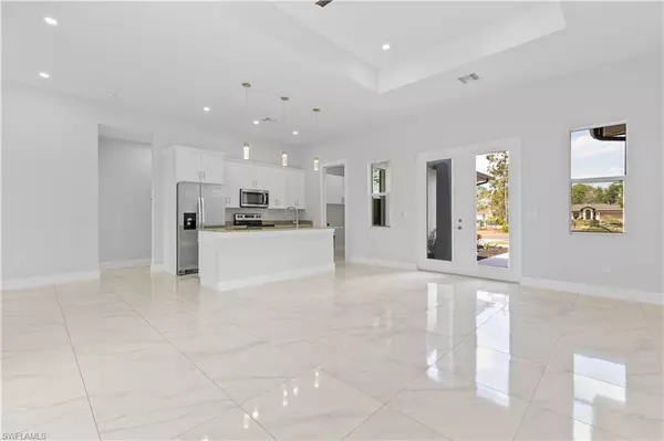 Naples, FL 34120,2526 37th AVE NE