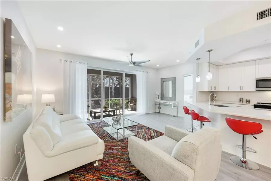 262 Indies DR E #102, Naples, FL 34114