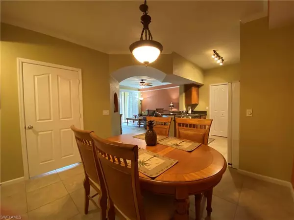 Naples, FL 34105,12940 Positano CIR #204