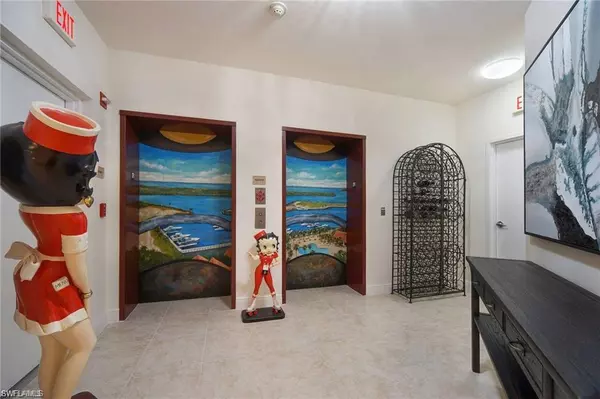 Cape Coral, FL 33914,6061 Silver King BLVD #201