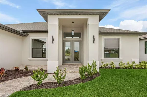 Cape Coral, FL 33991,106 SW 33rd PL
