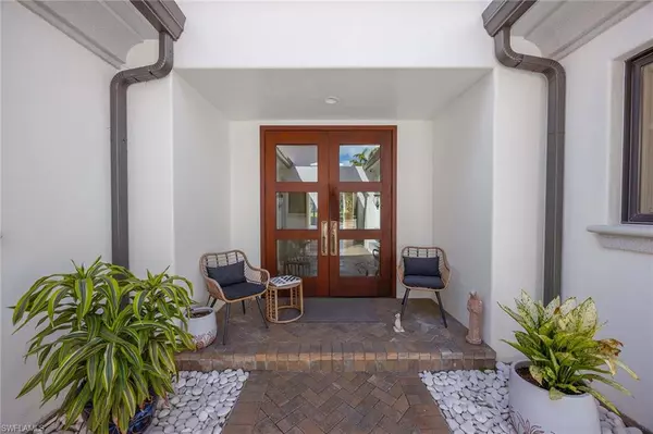 Naples, FL 34109,2895 Tiburon BLVD E