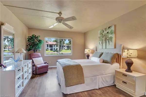Naples, FL 34112,360 Charlemagne BLVD #D105